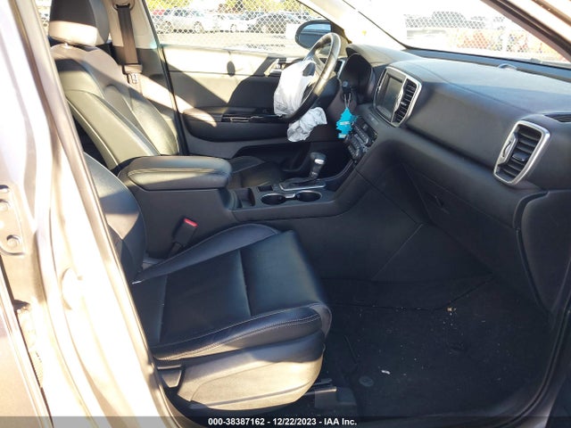 2019 KIA SPORTAGE EX VIN: KNDPNCAC2K7549784