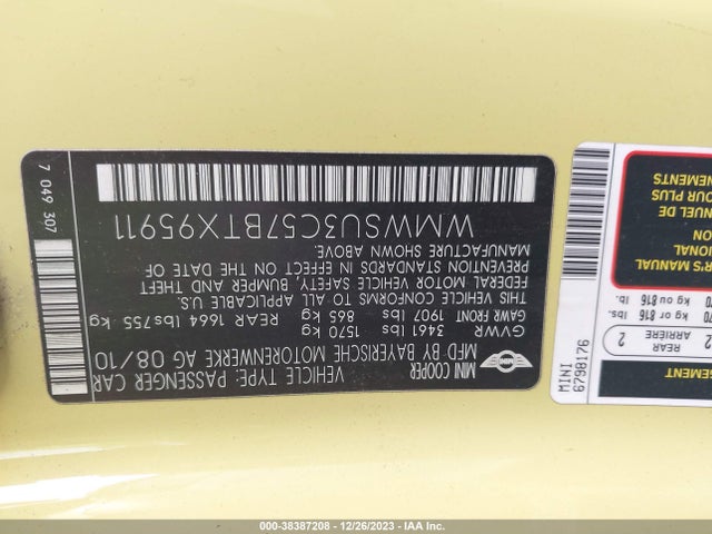 2011 MINI COOPER WMWSU3C57BTX95911 Photo 8
