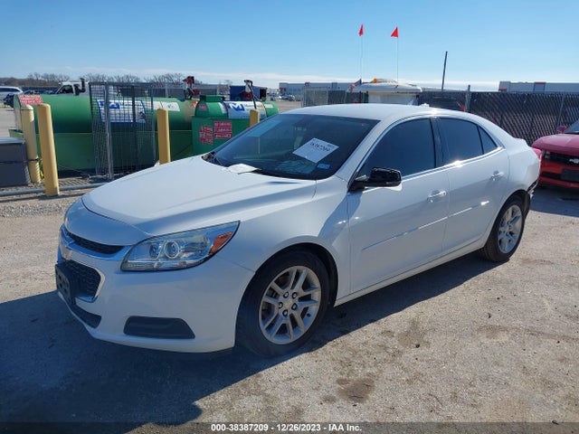 Chevrolet MALIBU 1LT 2015 1G11C5SL8FF240069 Image 2