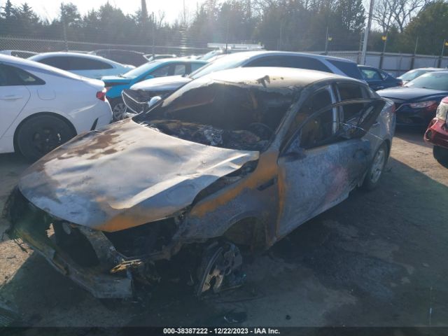 KNAGM4A73E5516995 KIA Optima Lx