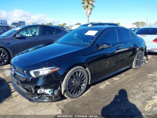 W1K3G4EB6LJ226770 Mercedes-Benz A 220