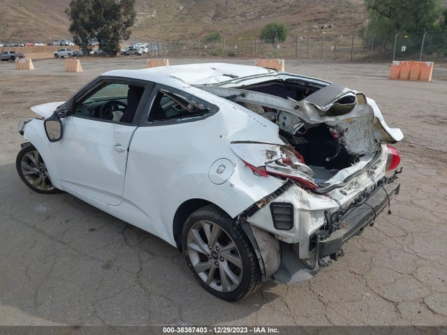 2016 HYUNDAI VELOSTER VIN: KMHTC6AD7GU288235