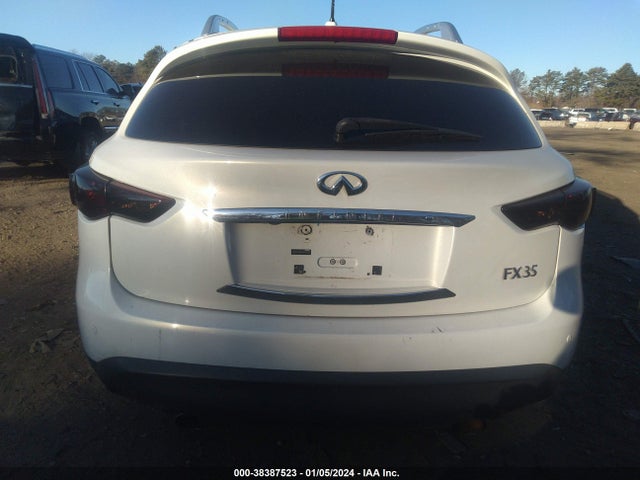 2012 INFINITI FX35 VIN: JN8AS1MW2CM150423