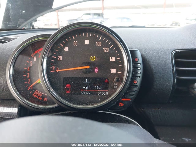 2016 MINI CLUBMAN WMWLN5C52G2B35143 Photo 6