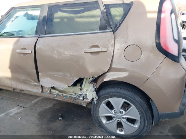 KIA Soul 2015 KNDJN2A24F7134222 Image 6