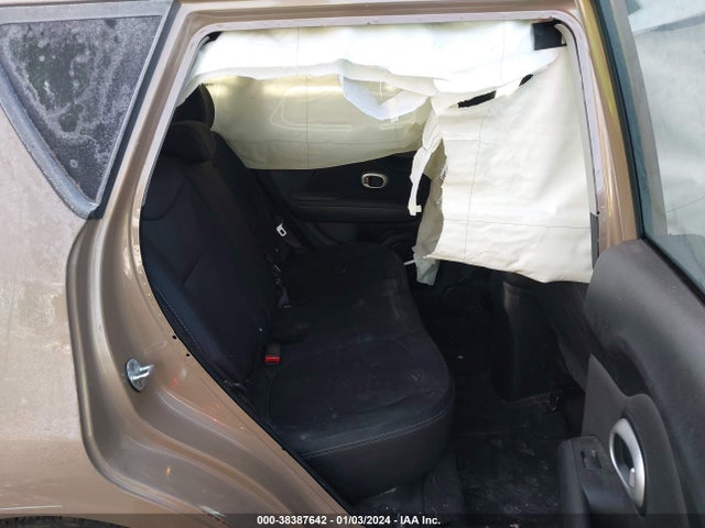 KIA Soul 2015 KNDJN2A24F7134222 Image 8