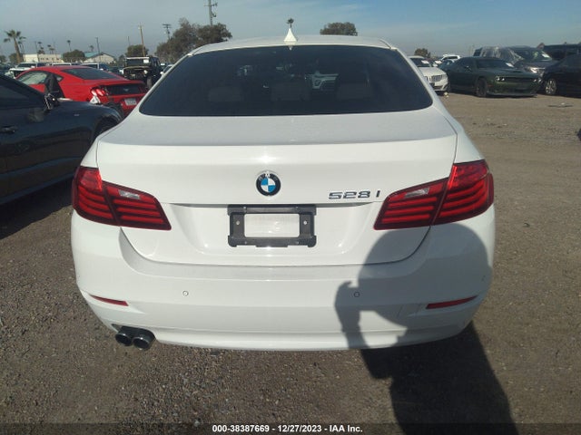BMW 528I 2016 WBA5A5C5XGG352363 Image 16