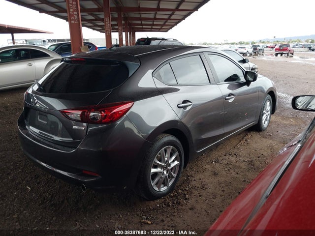2018 MAZDA MAZDA3 SPORT VIN: 3MZBN1K70JM238095