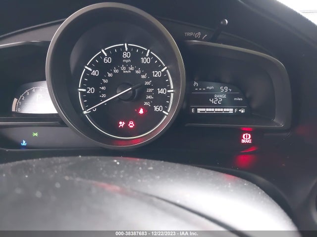 2018 MAZDA MAZDA3 SPORT VIN: 3MZBN1K70JM238095