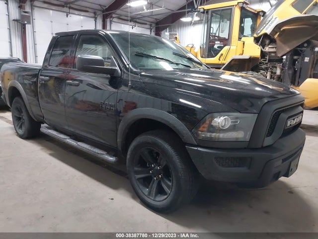 1C6RR7GG2NS226813 RAM 1500 Classic Warlock Quad Cab 4x4 6'4 Box