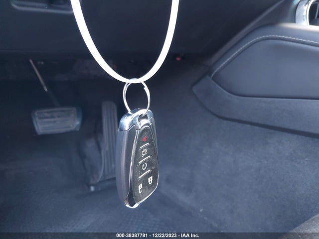 Chevrolet CAMARO 2SS 2018 1G1FH1R73J0111483 Image 11