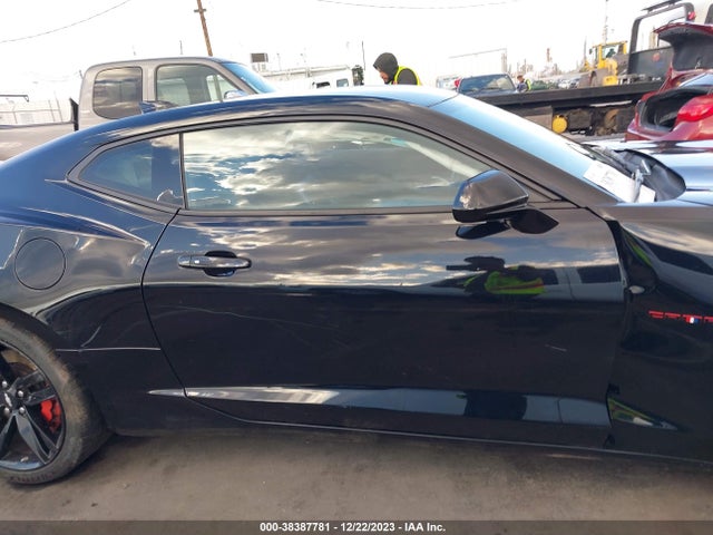 Chevrolet CAMARO 2SS 2018 1G1FH1R73J0111483 Image 13