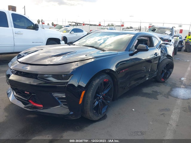 Chevrolet CAMARO 2SS 2018 1G1FH1R73J0111483 Image 2