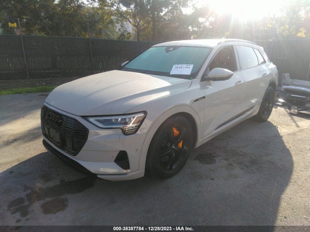WA1LABGE2KB013034 Audi E-tron Premium Plus