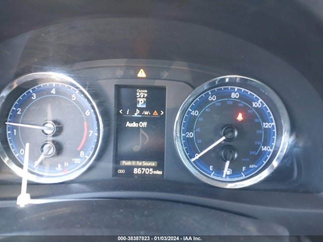 Toyota COROLLA SE 2018 5YFBURHE4JP811955 Image 7