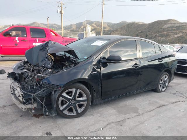 JTDKARFU5G3019057 Toyota Prius Three Touring