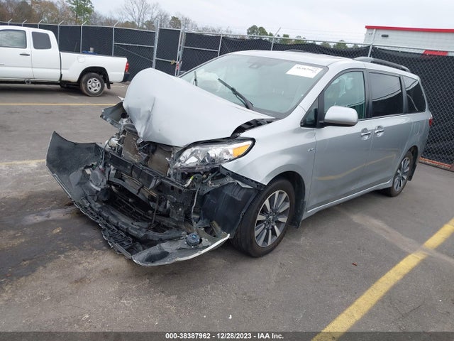 2019 TOYOTA SIENNA XLE PREMIUM 7 PASSENGER VIN: 5TDDZ3DC4KS210274