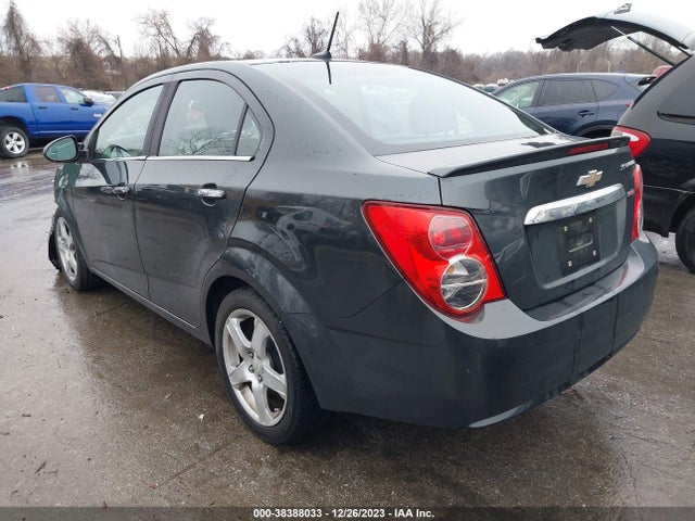 Chevrolet Sonic Ltz Auto 2014 1G1JE5SB4E4228321 Image 3