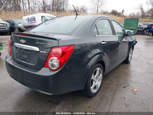 Chevrolet Sonic Ltz Auto 2014 1G1JE5SB4E4228321 Image 4