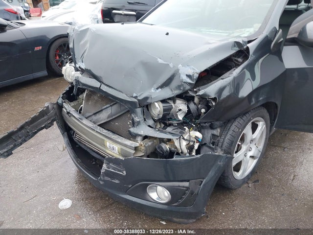 Chevrolet Sonic Ltz Auto 2014 1G1JE5SB4E4228321 Image 6