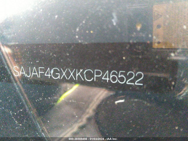 2019 JAGUAR XE SAJAF4GXXKCP46522 Photo 8