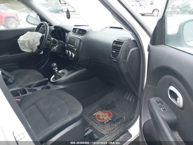 2017 KIA SOUL VIN: KNDJN2A27H7501276