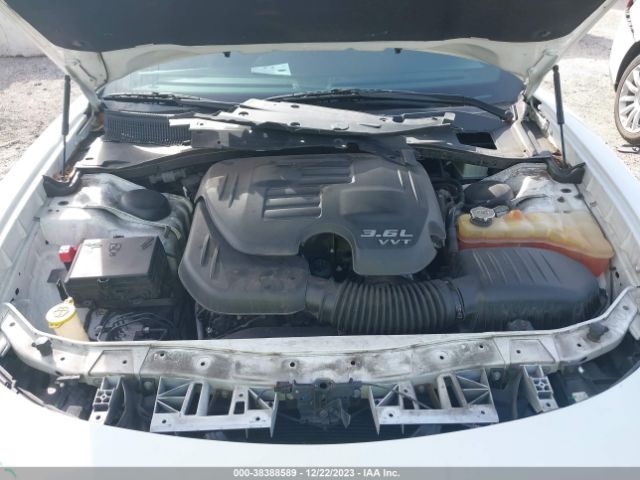 2C3CDXHG7JH284062 Dodge Charger Sxt Plus Rwd