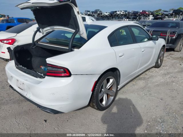 2C3CDXHG7JH284062 Dodge Charger Sxt Plus Rwd