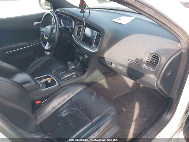 2C3CDXHG7JH284062 Dodge Charger Sxt Plus Rwd