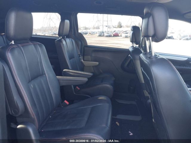 2C4RDGEG7JR146008 Dodge Grand Caravan Gt