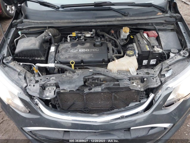 Chevrolet Sonic Ls Auto 2018 1G1JB5SH2J4107911 Image 10