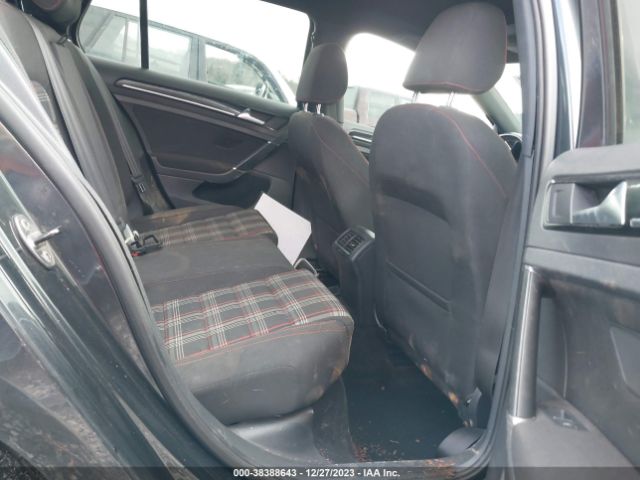 3VW5T7AU2FM002827 Volkswagen Golf Gti 2.0t S 4-door