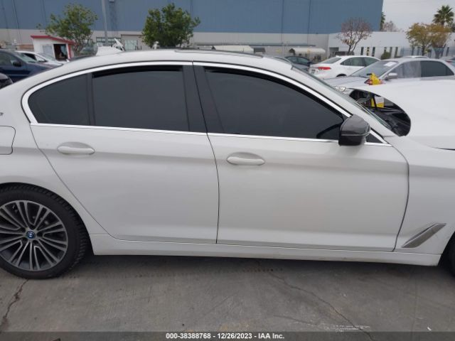 WBAJA9C59KB254372 BMW 530e Iperformance
