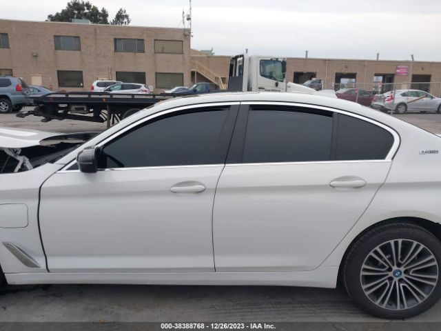 WBAJA9C59KB254372 BMW 530e Iperformance