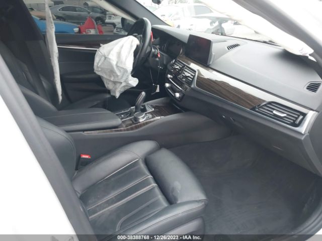WBAJA9C59KB254372 BMW 530e Iperformance