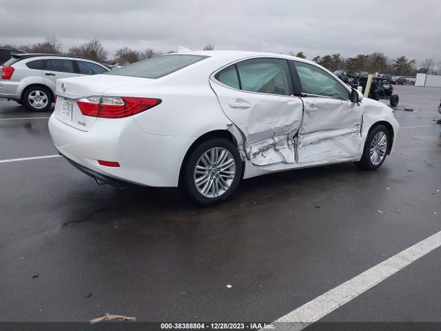 Lexus ES 350 2015 JTHBK1GG9F2200978 Image 4
