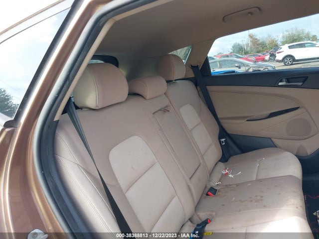 2016 HYUNDAI TUCSON SE VIN: KM8J23A45GU166451