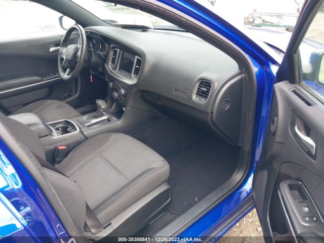 2C3CDXBG7KH657787 Dodge Charger Sxt Rwd