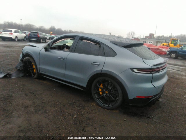 2024 PORSCHE CAYENNE COUPE WP1BK2AY2RDA72437 Photo 2