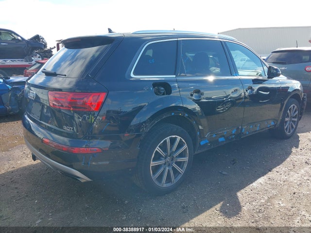 WA1VAAF72JD007324 Audi Q7 3.0t Premium