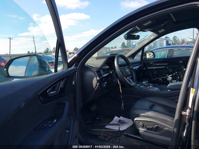 WA1VAAF72JD007324 Audi Q7 3.0t Premium