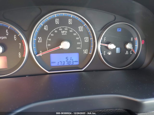 2008 HYUNDAI SANTA FE GLS VIN: 5NMSG13D38H180983