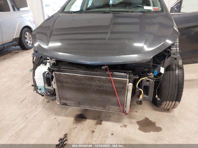 2015 HYUNDAI SANTA FE SPORT 2.4L VIN: 5XYZUDLB7FG251729