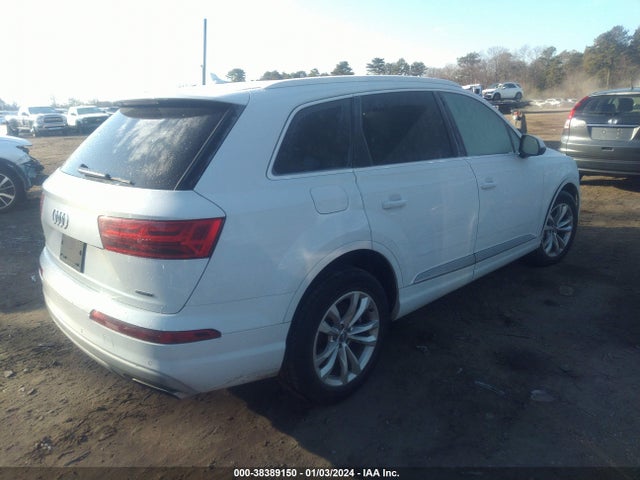 WA1LHAF79JD012328 Audi Q7 2.0t Premium