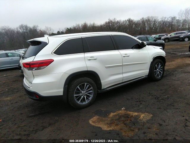 Toyota Highlander Xle 2017 5TDJZRFH3HS430156 Image 4