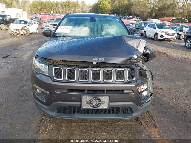 2018 JEEP COMPASS LATITUDE 4X4 VIN: 3C4NJDBB4JT115004