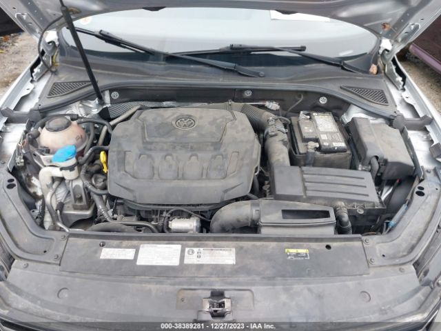1VWAA7A37JC029866 Volkswagen Passat 2.0t R-line/2.0t S