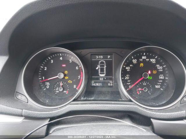 1VWAA7A37JC029866 Volkswagen Passat 2.0t R-line/2.0t S