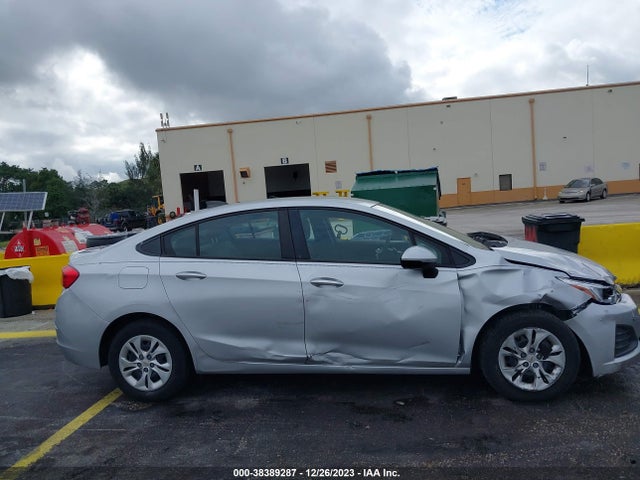 Chevrolet CRUZE LS 2019 1G1BC5SM5K7129545 Image 13