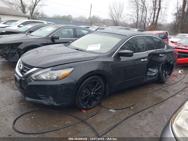 Nissan Altima 2.5 Sr 2017 1N4AL3AP4HC266596 Image 2
